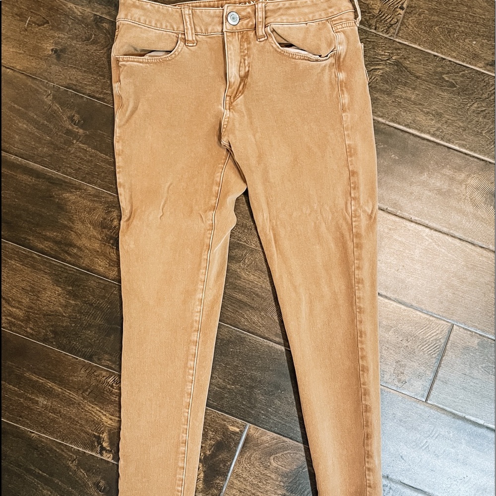 Cropped pants